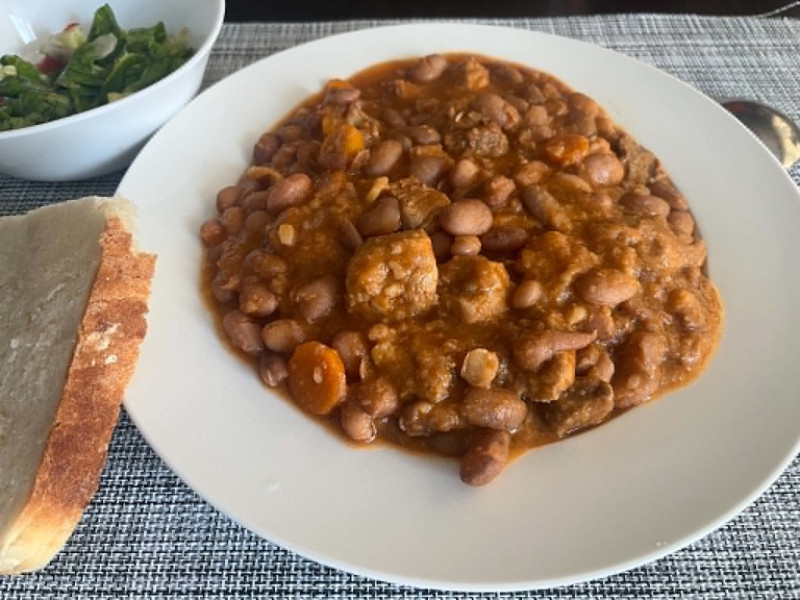 Goulache de haricots à l'épaule de porc (version épaisse)
