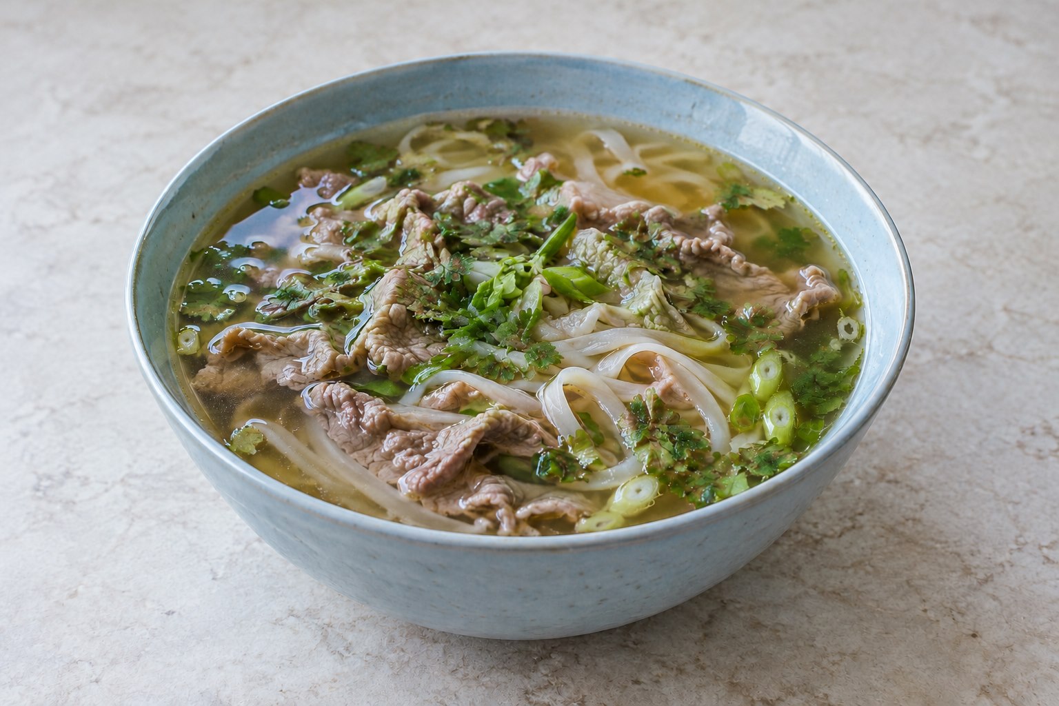 Pho Bo (vietnamská hovězí polévka)